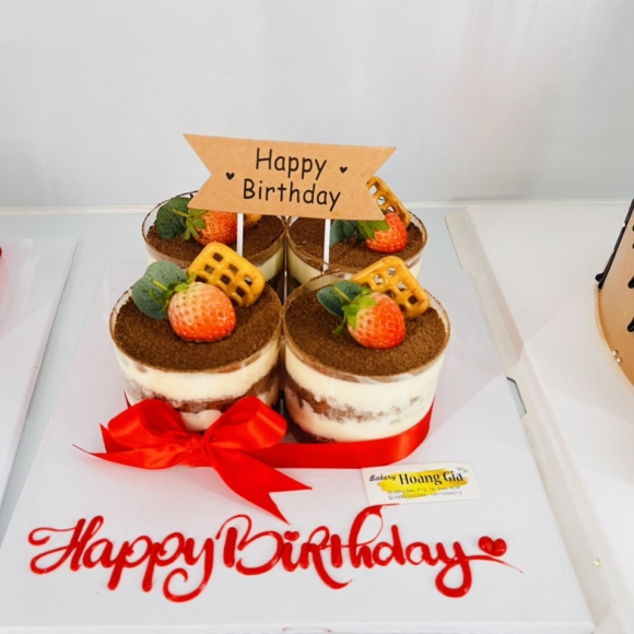 Mẫu bánh kem sinh nhật 