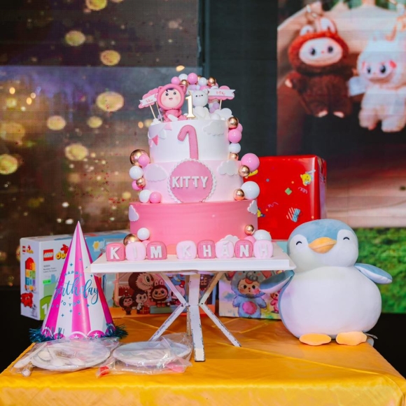 Bánh Kem 2 Tầng 04