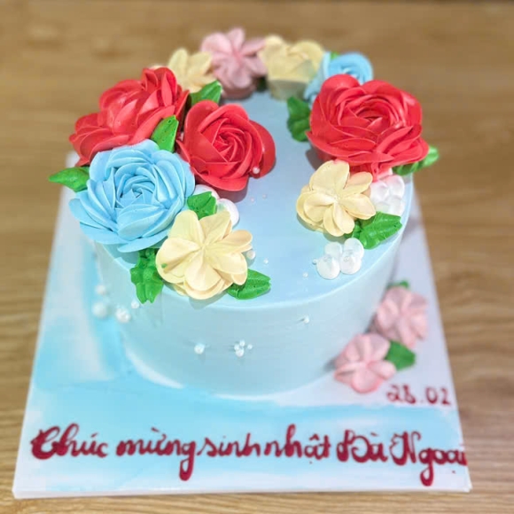 💗 Bánh Kem 8/3 Hoa Nổi Pastel – Ưu Đãi Đặc Biệt 199K