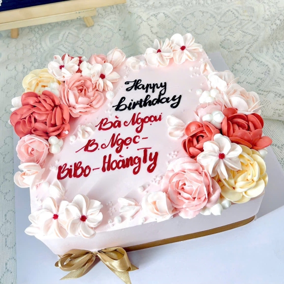 Mẫu yêu thích 2024 mẫu hoa hồng