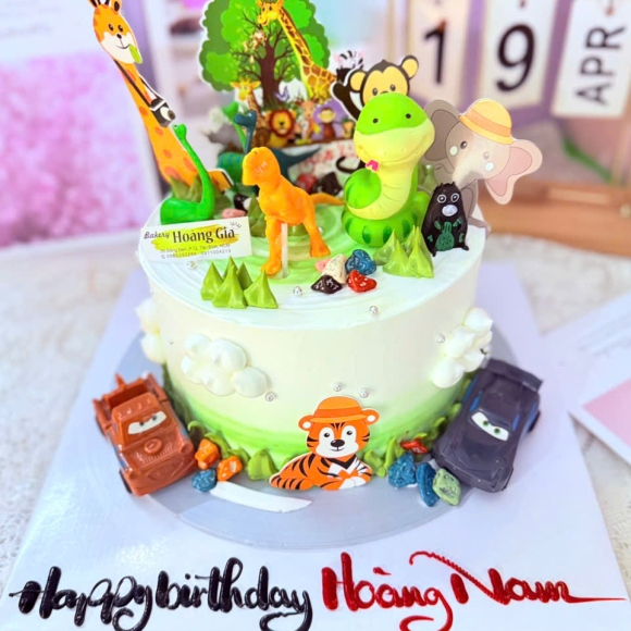 Bánh sinh nhật mẫu mới 2025