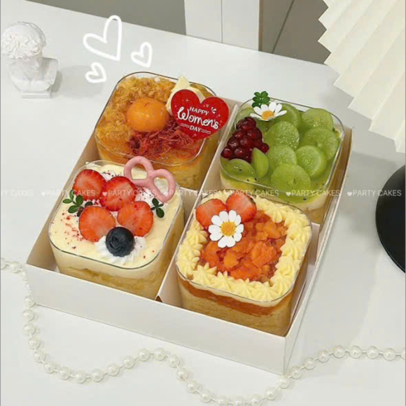 Set Bánh Kem 20/10 Nhiều Vị Khác Nhau – Ngọt Ngào Cùng Trái Cây Tươi