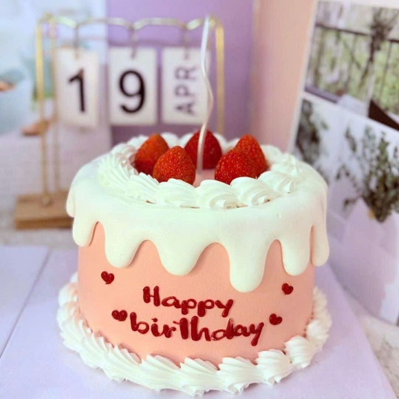 💥 Ưu Đãi Lớn 8/3: Tất Cả Bánh Kem Chỉ 199.000Đ