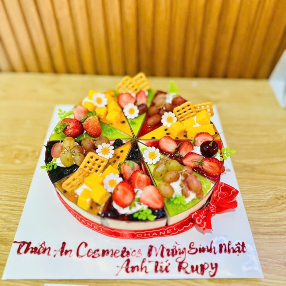 💝 8/3 Đừng Tặng Hoa Đơn Điệu – Chọn Bánh Kem 199K