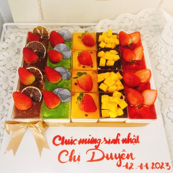 Bánh hương vị trái cây