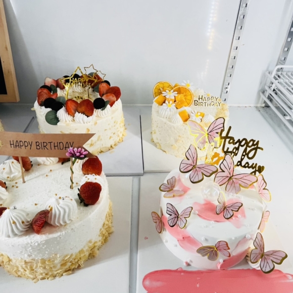 Bánh kem lễ 8/3 - 20/10 mẫu 014