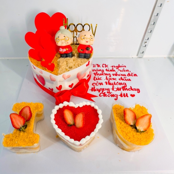 Bánh kem lễ 8/3 - 20/10 mẫu 010