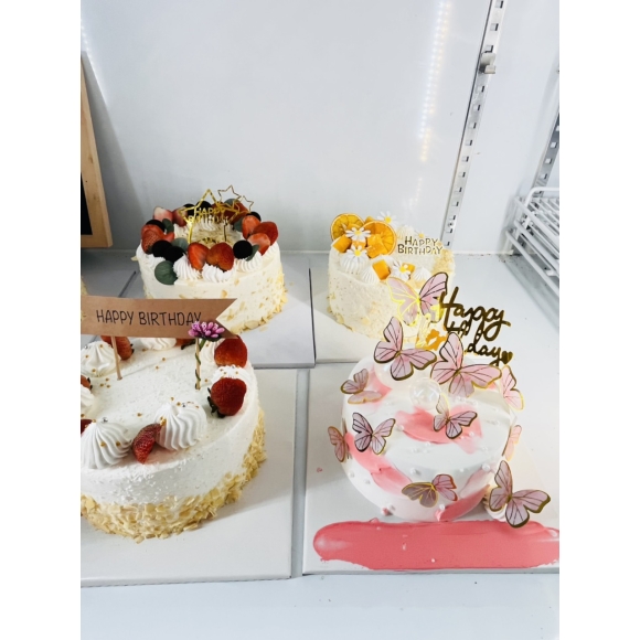 Bánh kem lễ 8/3 - 20/10 mẫu 014